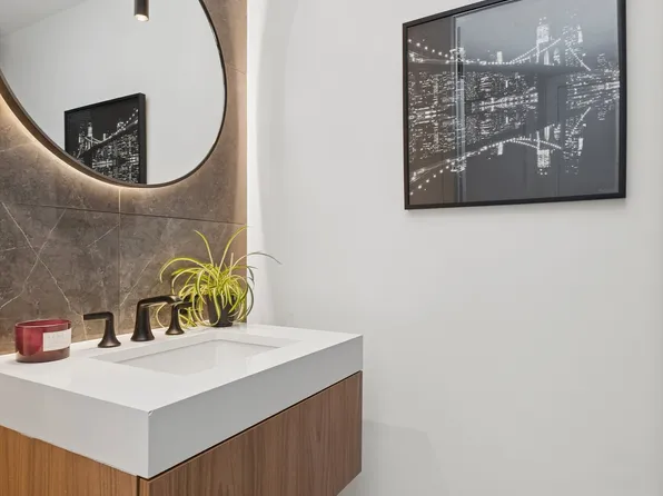 11 Hancock Place image 10 of 12