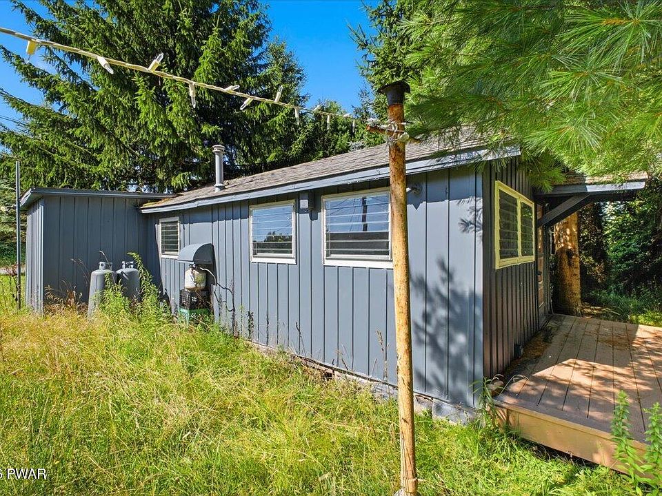 1st image of 107 Circle Ln