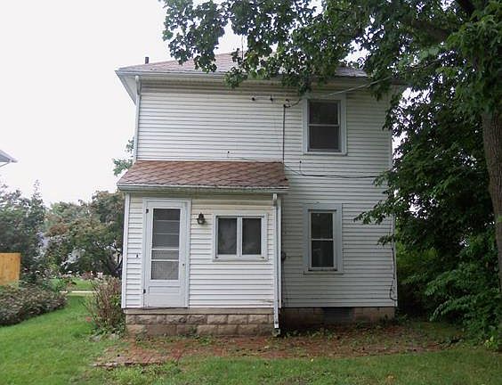 2nd image of 1207 Nicklin Ave