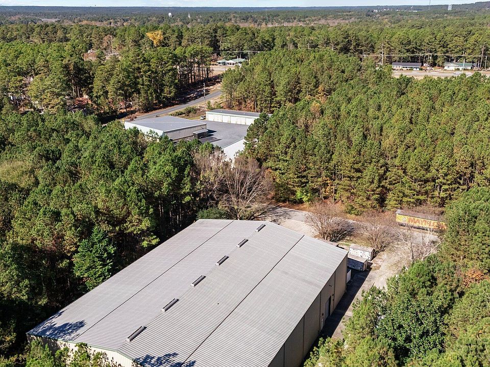 2nd image of 145 Parkway Dr