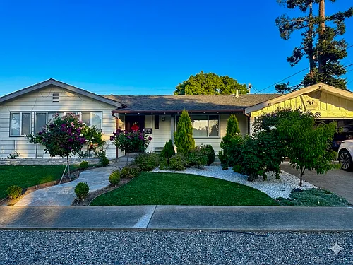 10500 Oakville Ave Photo 1