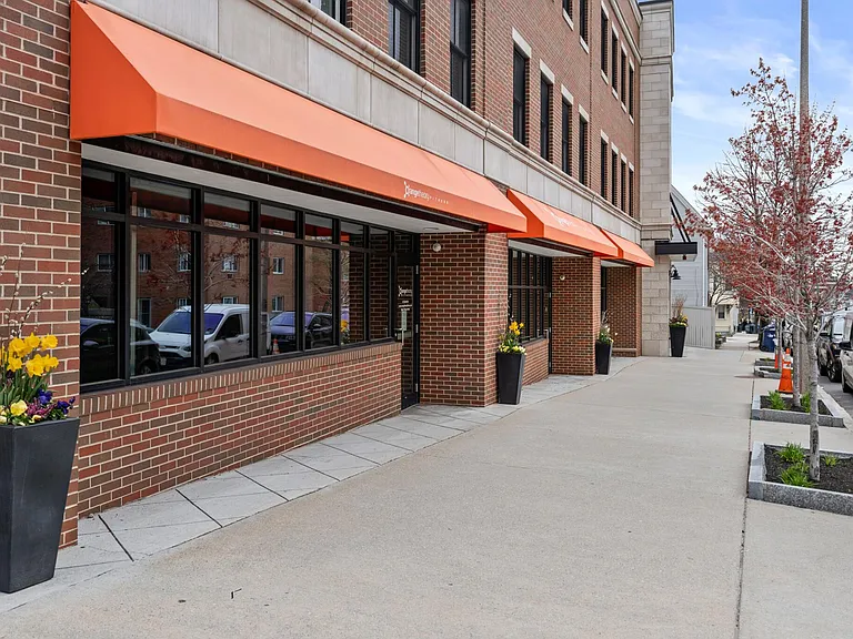 375 Market Street — Photo 15