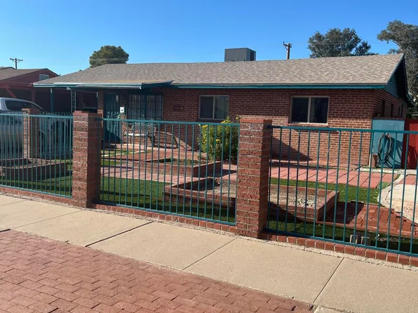 2633 E 19th St, Tucson, AZ 85716