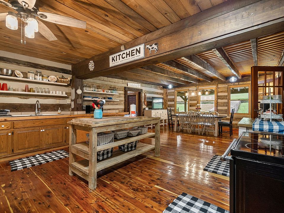 13th image of this home