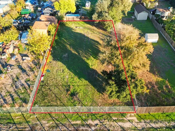 Grove Ave, Sacramento, CA 95815