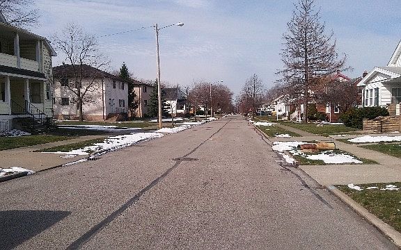 Exterior Neighborhood (street photo)