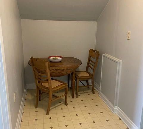 4th image of 716 1/2 W Pine St