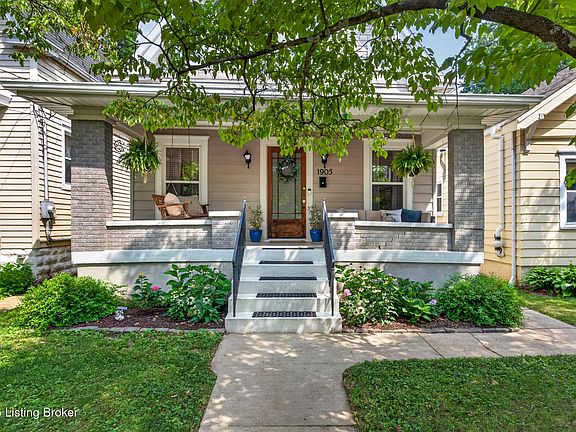 2nd image of 1905 Richmond Dr