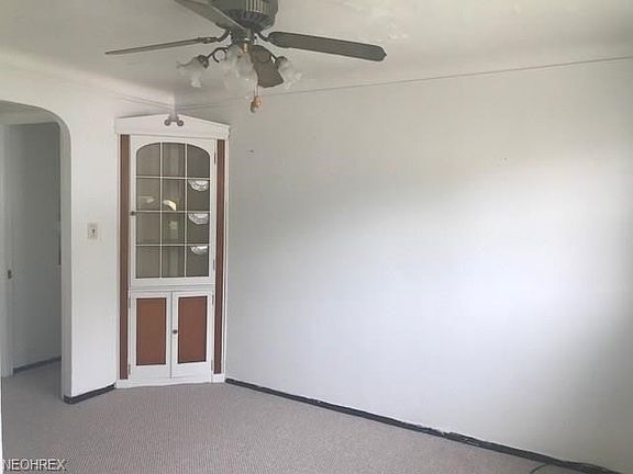 4th image of 4011 E 147th St