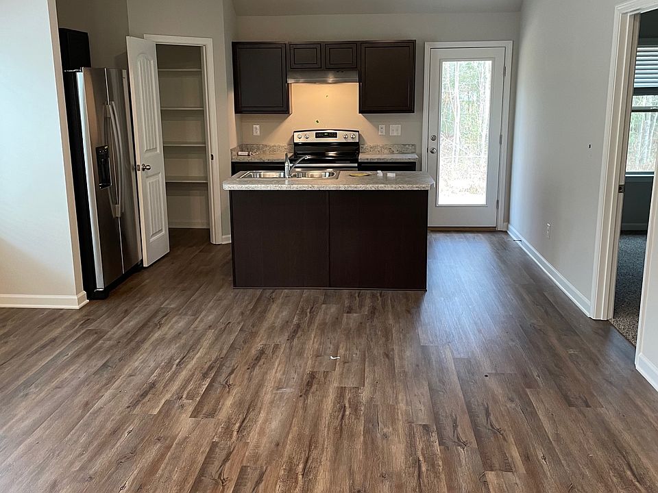 2nd image of 13337 Isabella Blvd