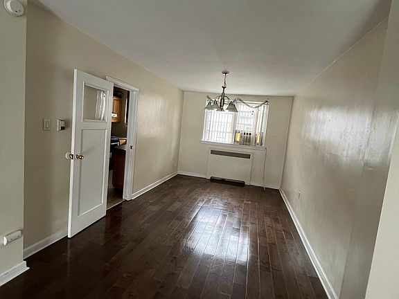 3rd image of 4507 Bleigh Ave