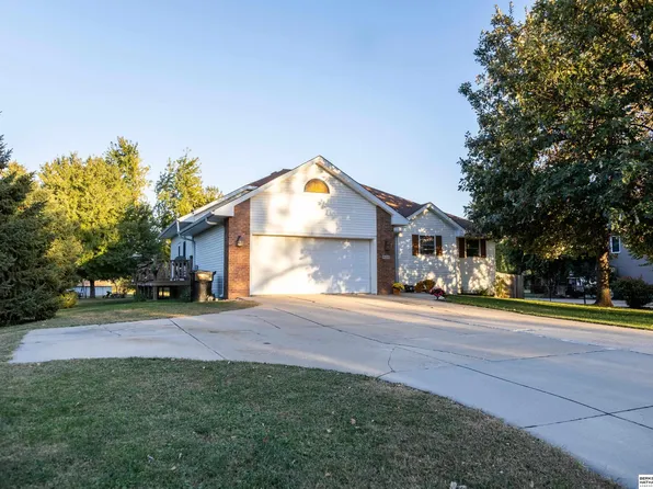 608 2nd St, Waterloo, NE 68069