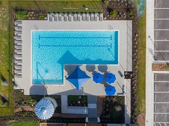 4th image of 204 Rollingwood Dr