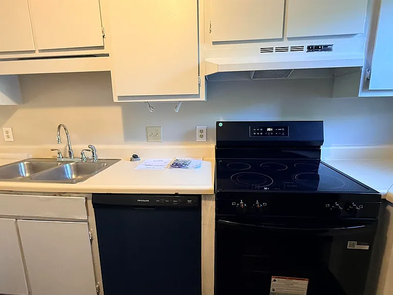 405 Harbison Blvd #B — Photo 9