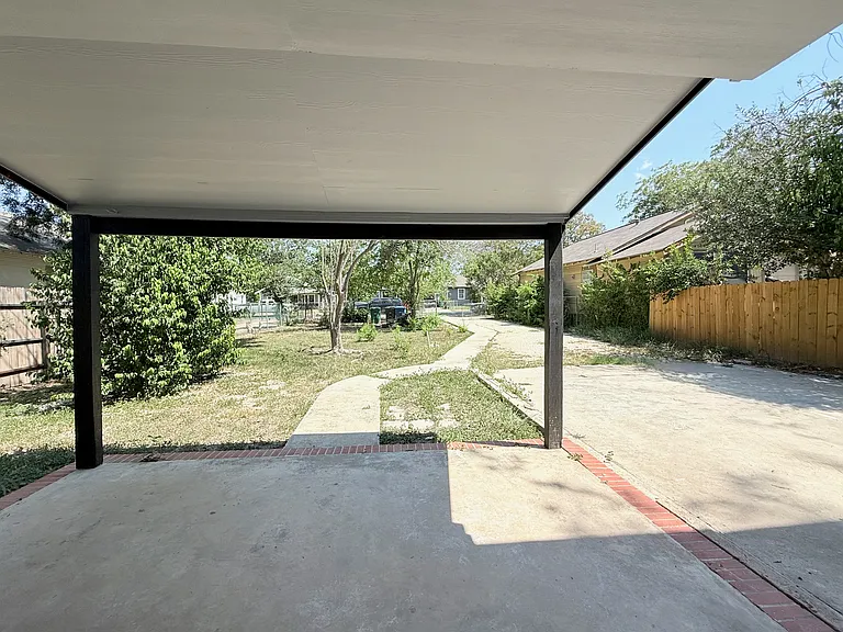 312 Avondale Ave — Photo 29