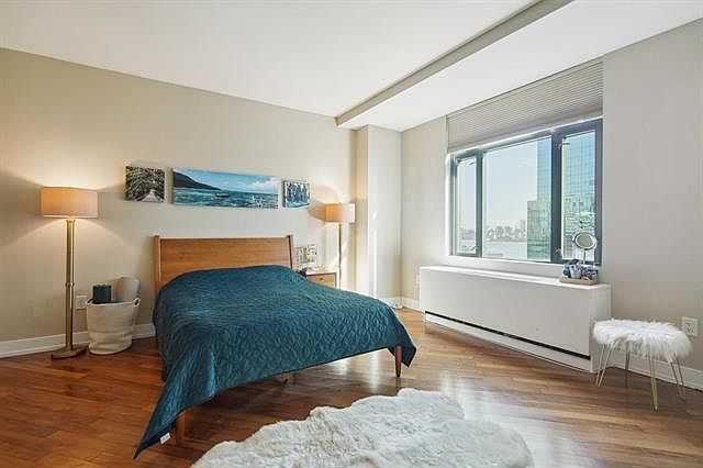 1st image of 105 Greene St APT 1503