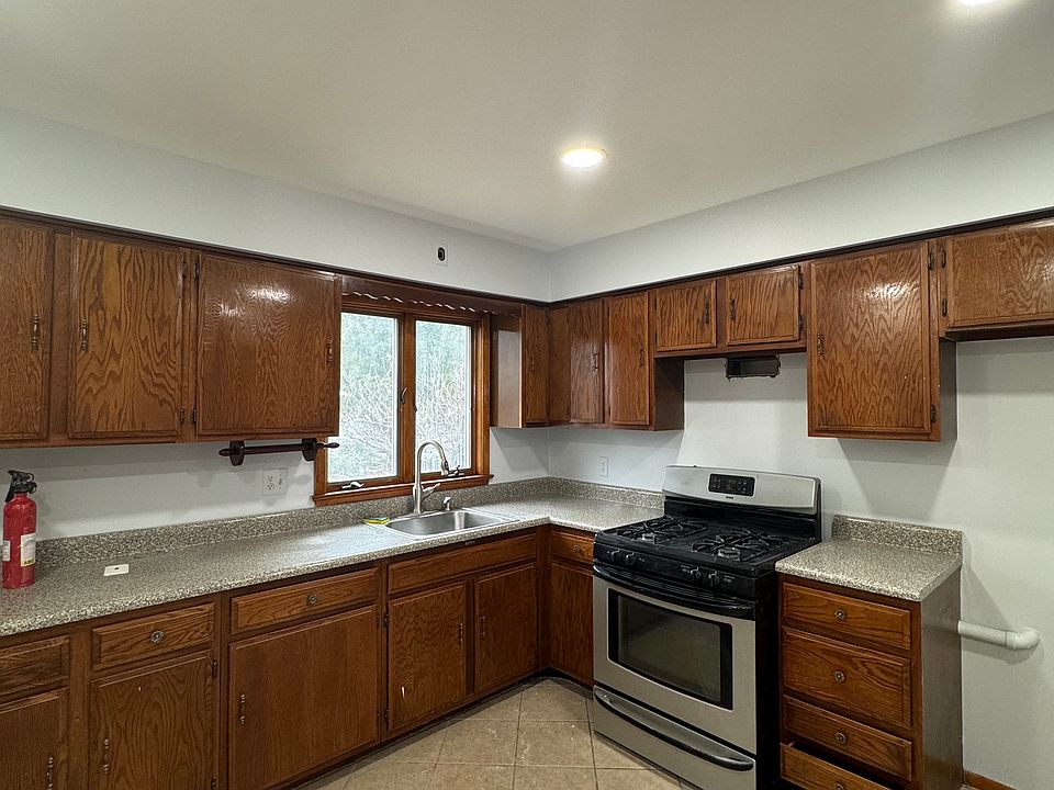 1st image of 61 Buschmann Ave