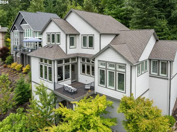3232 NW Spencer St, Portland, OR 97229
