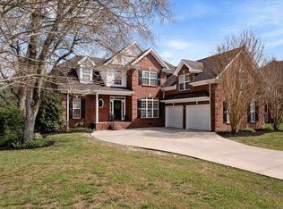 2003 Woodcliff Dr, Smyrna, TN 37167