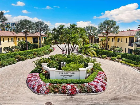 1015 Sandpiper ST #D105, NAPLES, FL 34102