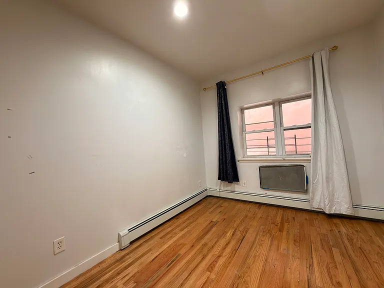 576 Van Siclen Ave #1 — Photo 6