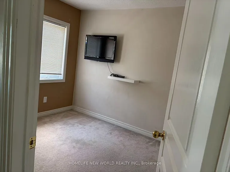 72 Keywood St — Photo 8