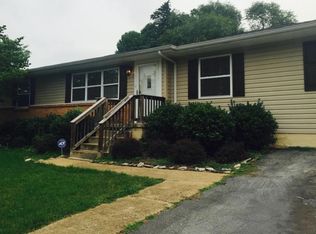 1703 Albert Ln, Hixson, TN 37343