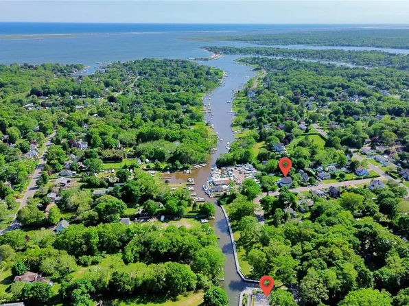 10 Crosby Street, Center Moriches, NY 11934