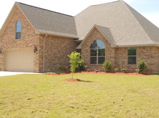 200 Lafield Ln, Benton, LA 71006