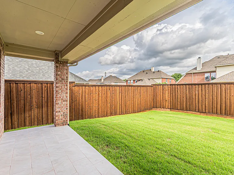 15097 Blakehill Dr — Photo 49