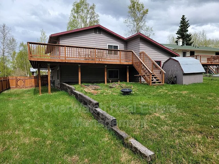 17024 Meadow Creek Dr — Photo 4