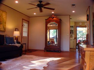 118 Arkansas St, Huntington, TX 75949