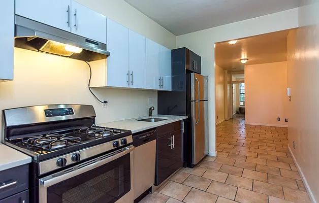 Rented by Nooklyn NYC LLC | media 4