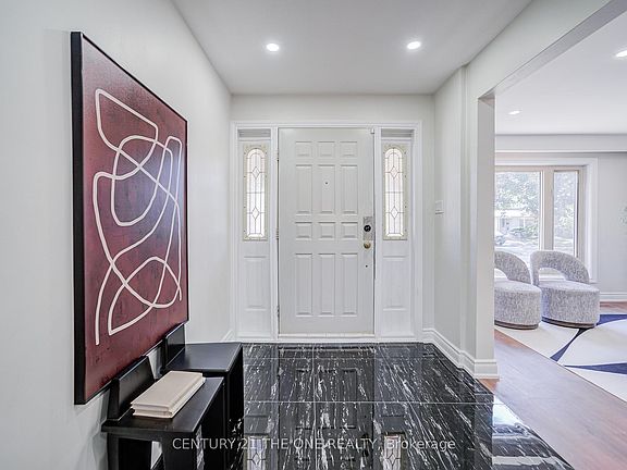 3rd image of 54 Marblemount Cres