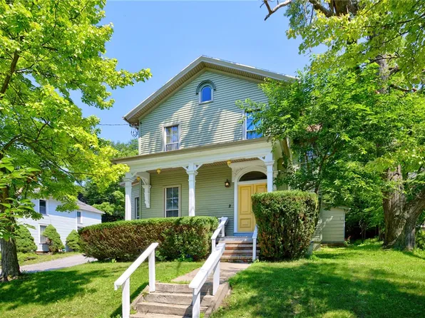 135 E Main St, Victor, NY 14564
