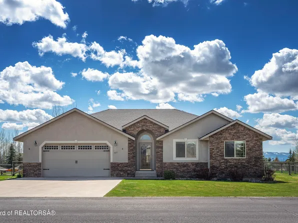 700 Guardian Peaks Ln, Driggs, ID 83422