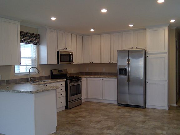 3rd image of 2501 Lowry Ave NE Lot 109