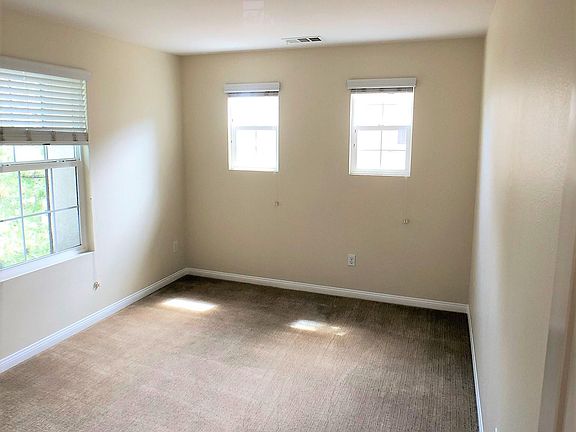 5th image of 2459 Bruin Pl