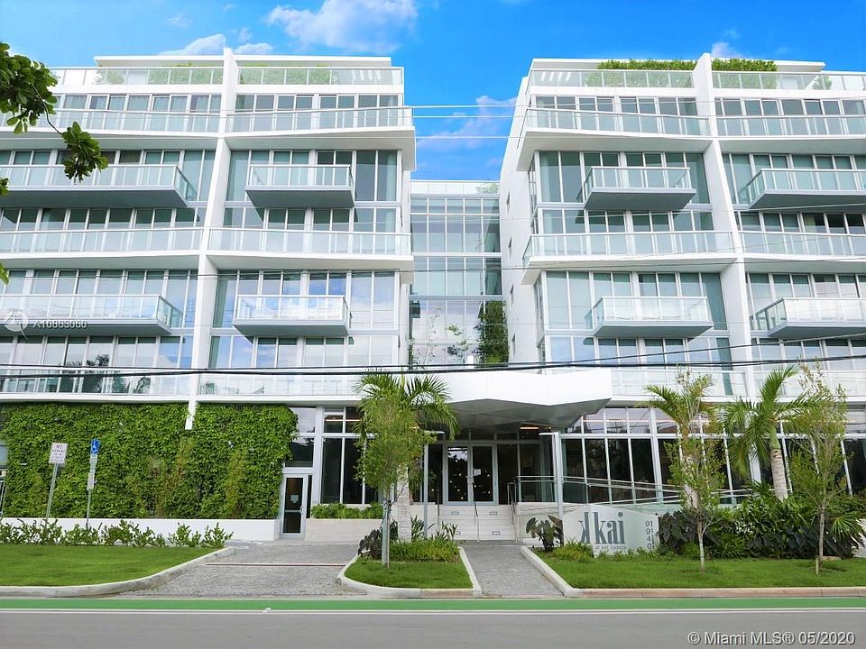 1st image of 9940 W Bay Harbor Dr #6E