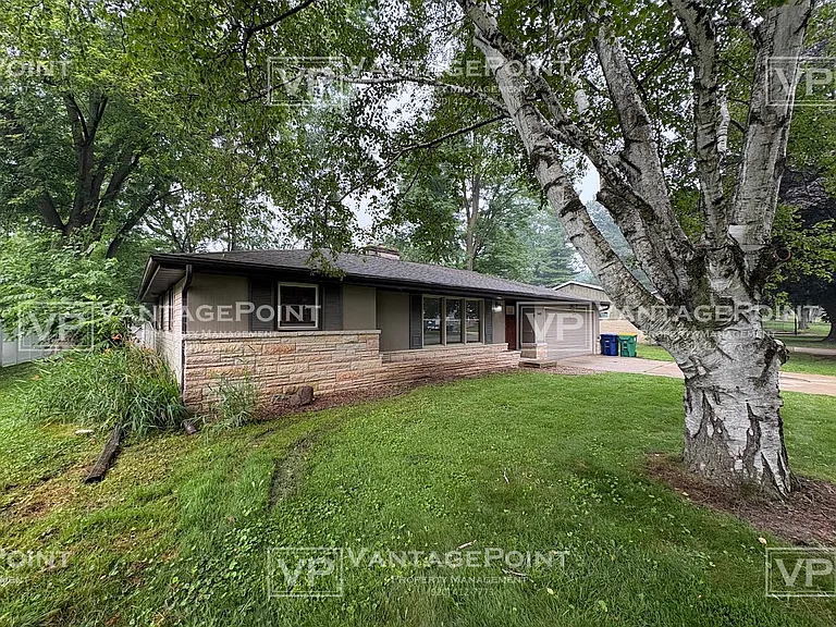 1643 Birchwood Dr — Photo 22