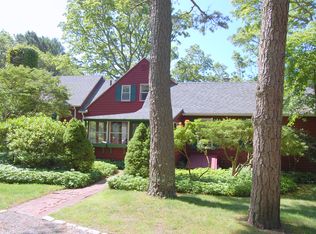 8 Bourne Point Rd, Wareham, MA 02571