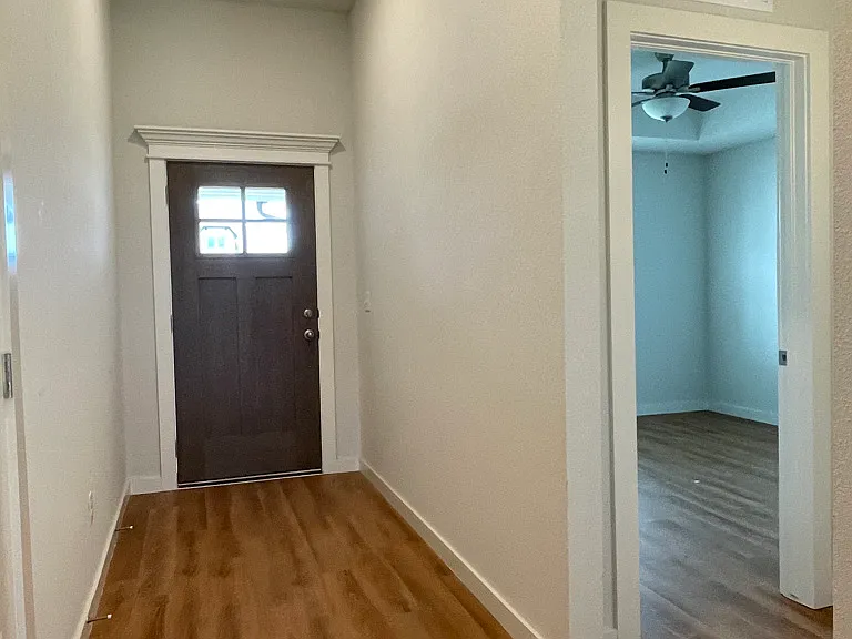 12451 S Norwood Ave E — Photo 4