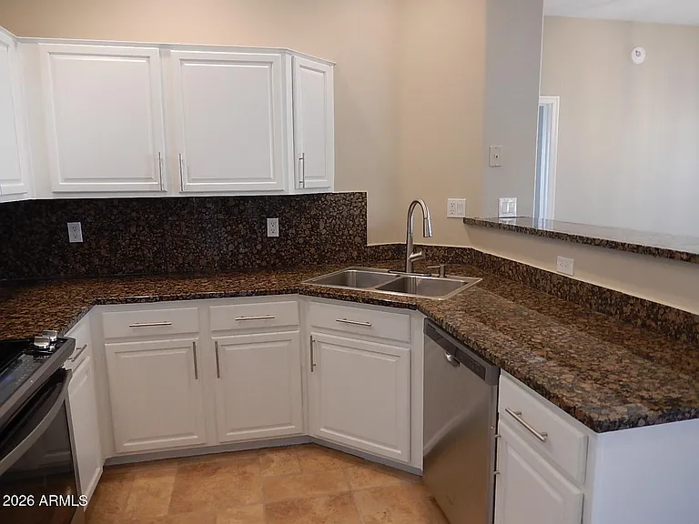 14000 N 94th St #1050 — Photo 11