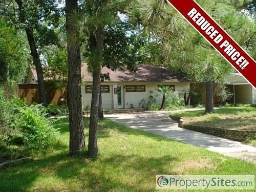 1st image of 922 Gardenia Dr