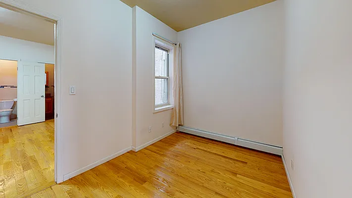 Rented by Bond New York | media 13