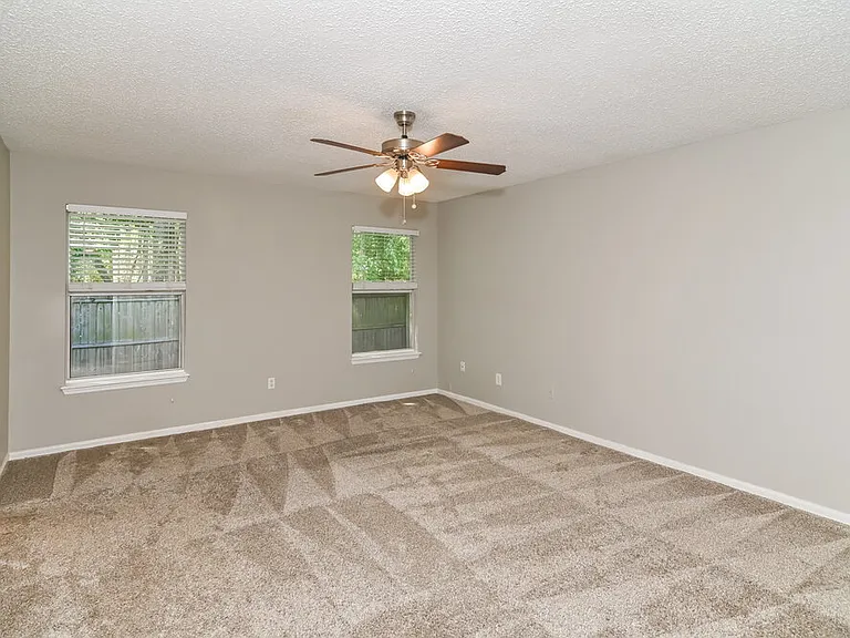 13434 Ashford Wood Ct E — Photo 10