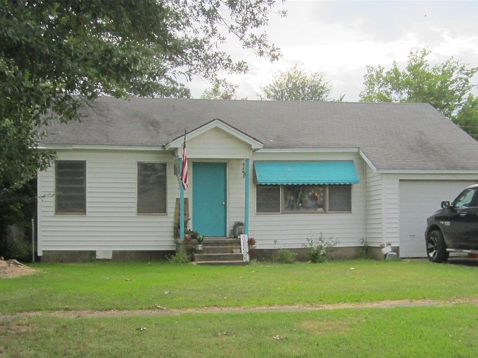 2nd image of 603 NE 2nd St