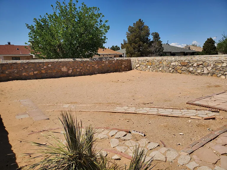 3519 E Glen Dr — Photo 14
