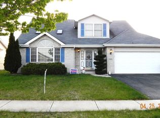 1424 Crooked Creek Dr, Beecher, IL 60401