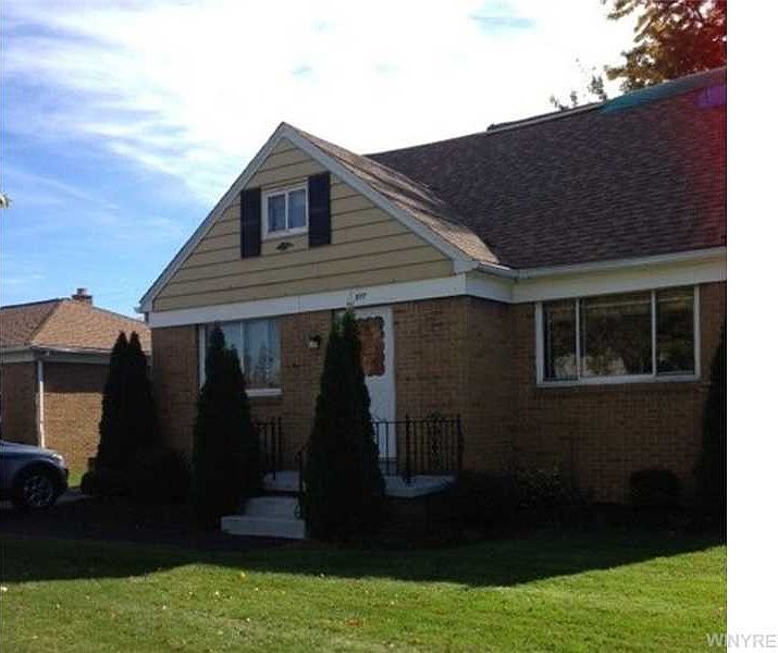 877 Urban Blvd, Cheektowaga, NY 14225 Zillow